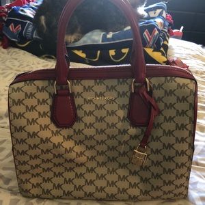 Michael kors purse